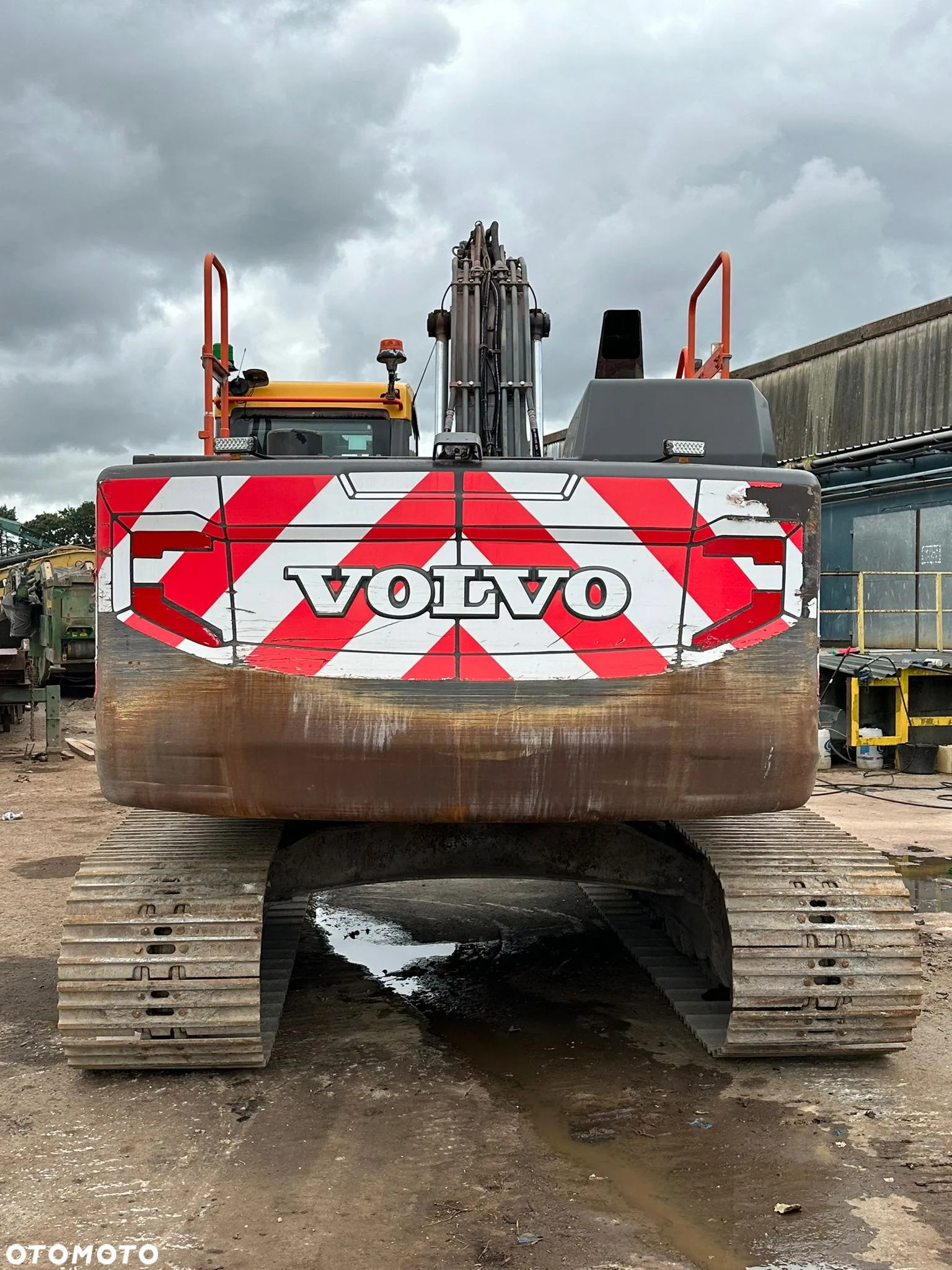 Volvo EC220 EL - 3