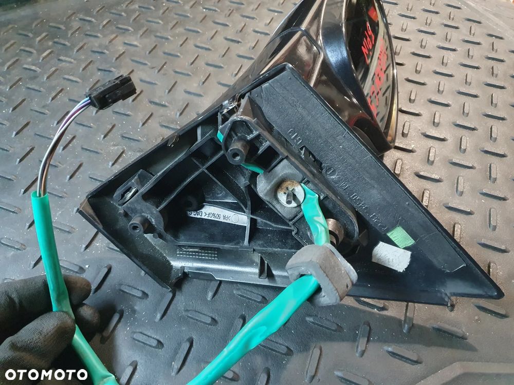 LUSTERKO LEWE Citroen C5 01- 5PIN EUROPA GRAFITOWE - 5