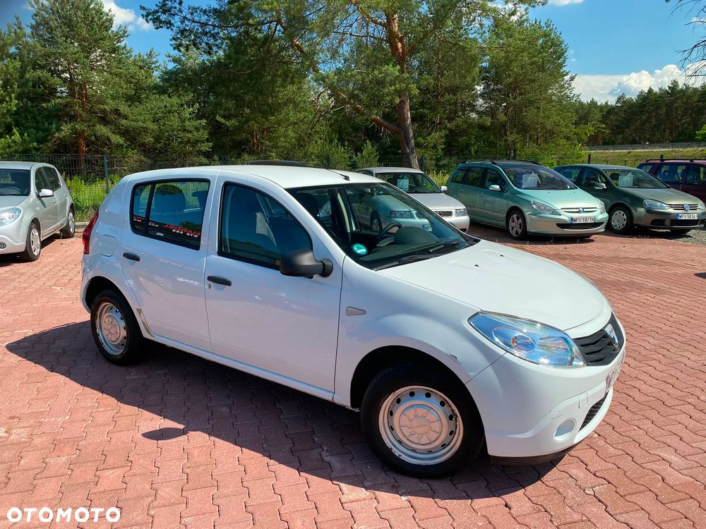 Dacia Sandero - 4