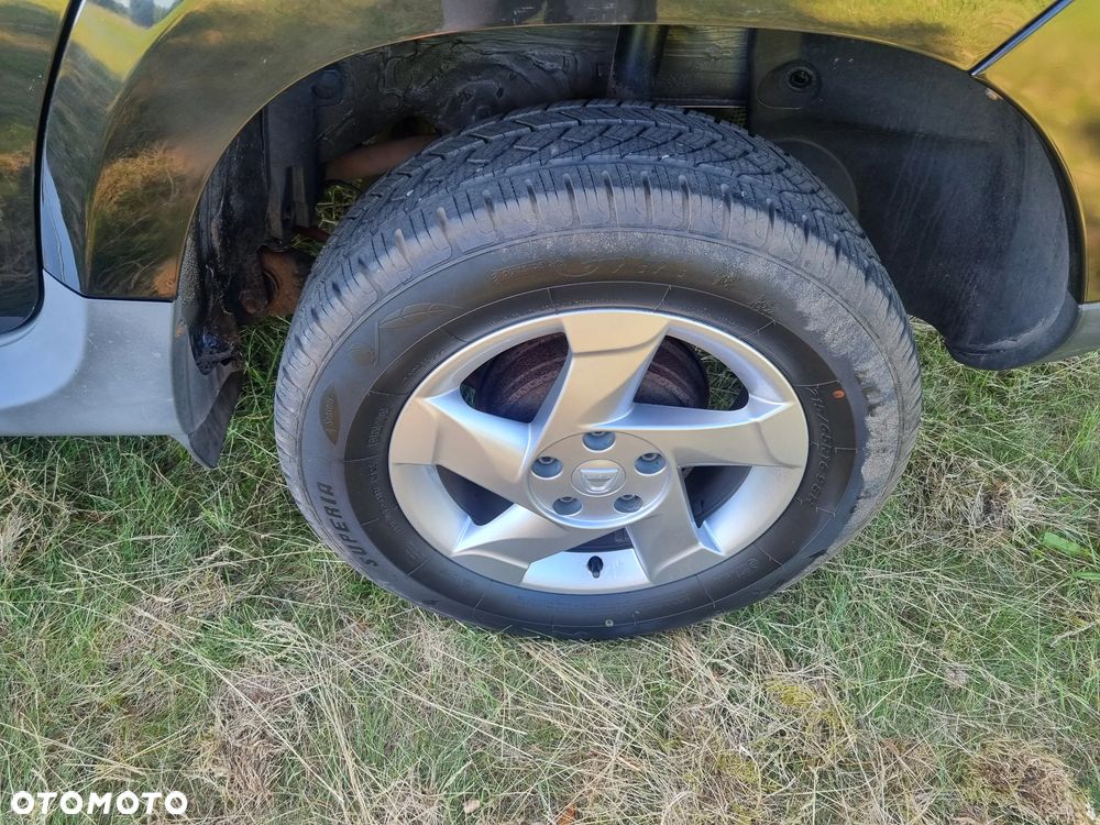 Dacia Duster 1.6 16V 4x2 Prestige - 36