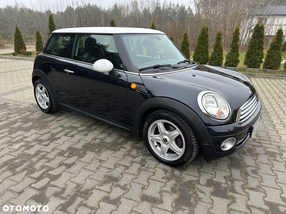 MINI Cooper 50 Camden - 3