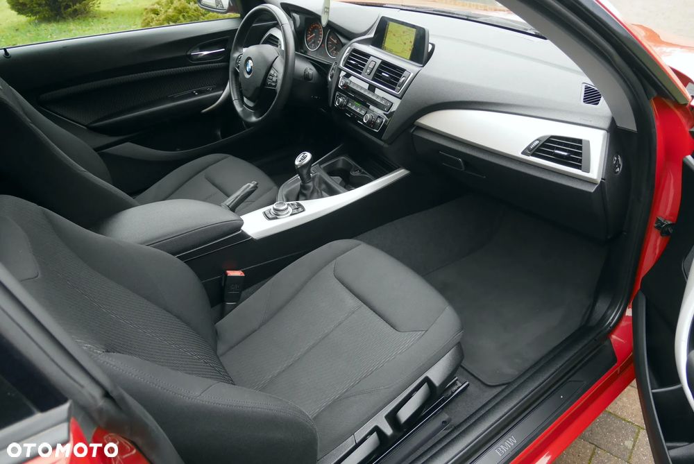 BMW Seria 1 116i Sport Line - 23