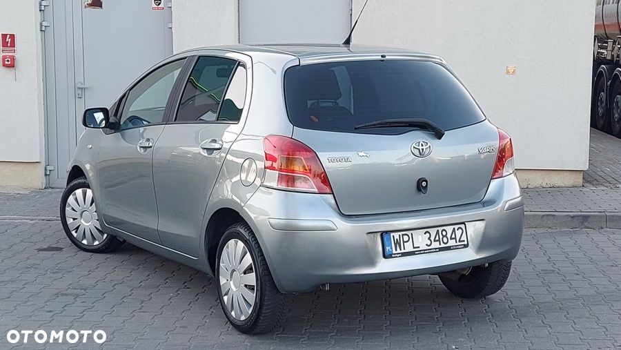 Toyota Yaris 1.33 VVT-i Cool - 6