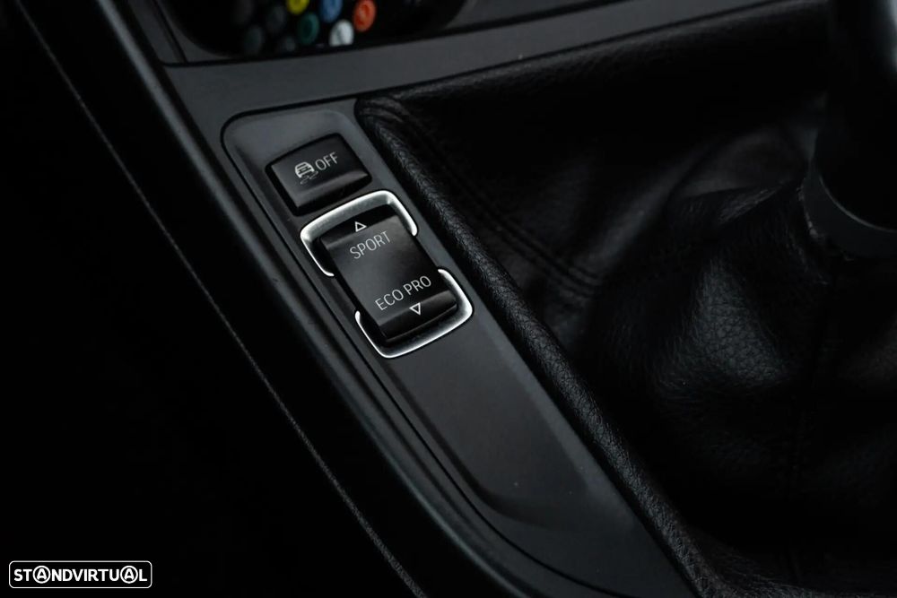 BMW 116 d EDynamics Line Sport - 25