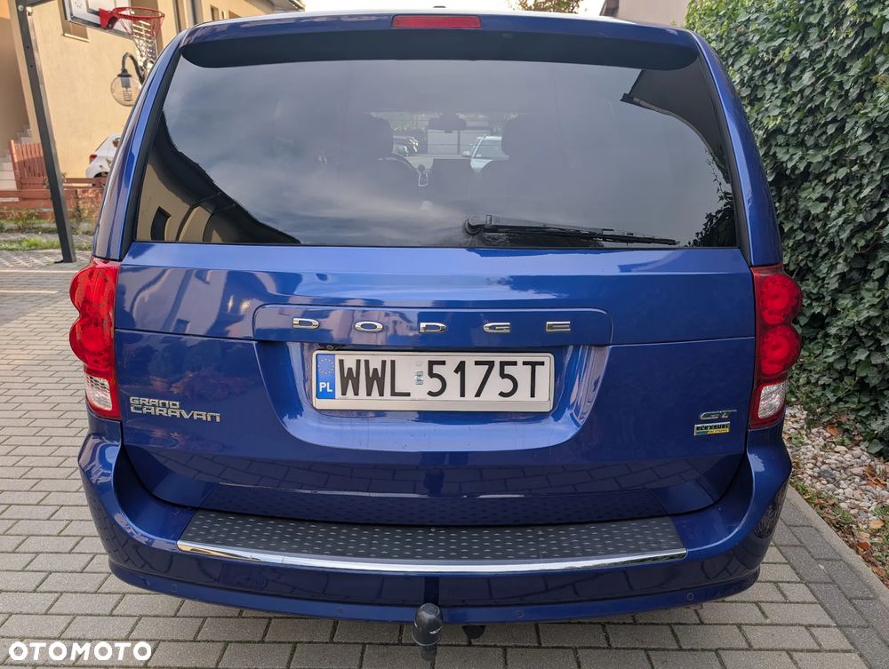 Dodge Grand Caravan - 6