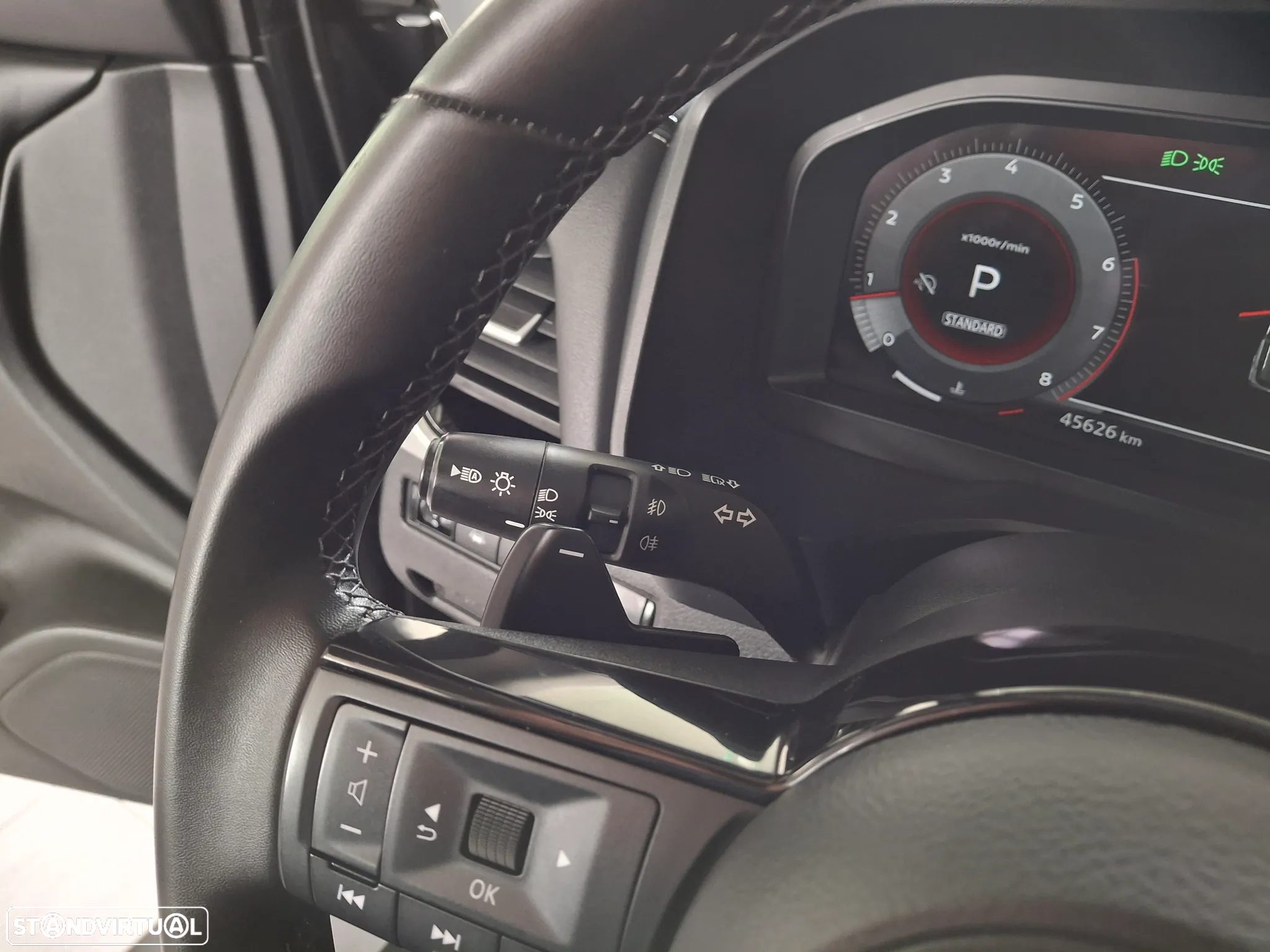 Nissan Qashqai 1.3 DIG-T N-Connecta LED+TT+SKY Xtronic - 15
