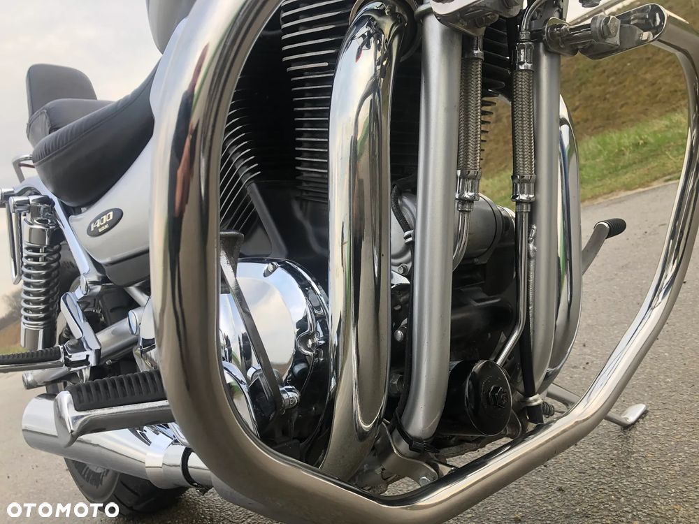 Suzuki Intruder - 22