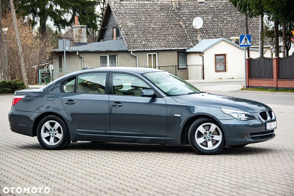BMW Seria 5 520d - 2