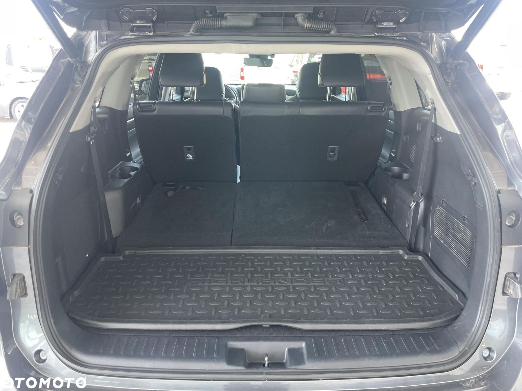 Toyota Highlander - 13