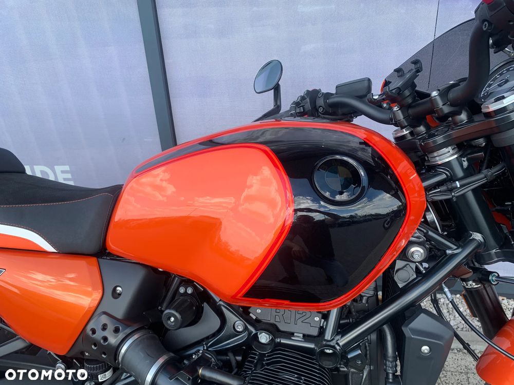 BMW R - 12