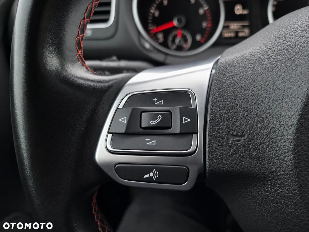 Volkswagen Golf 2.0 GTI - 18