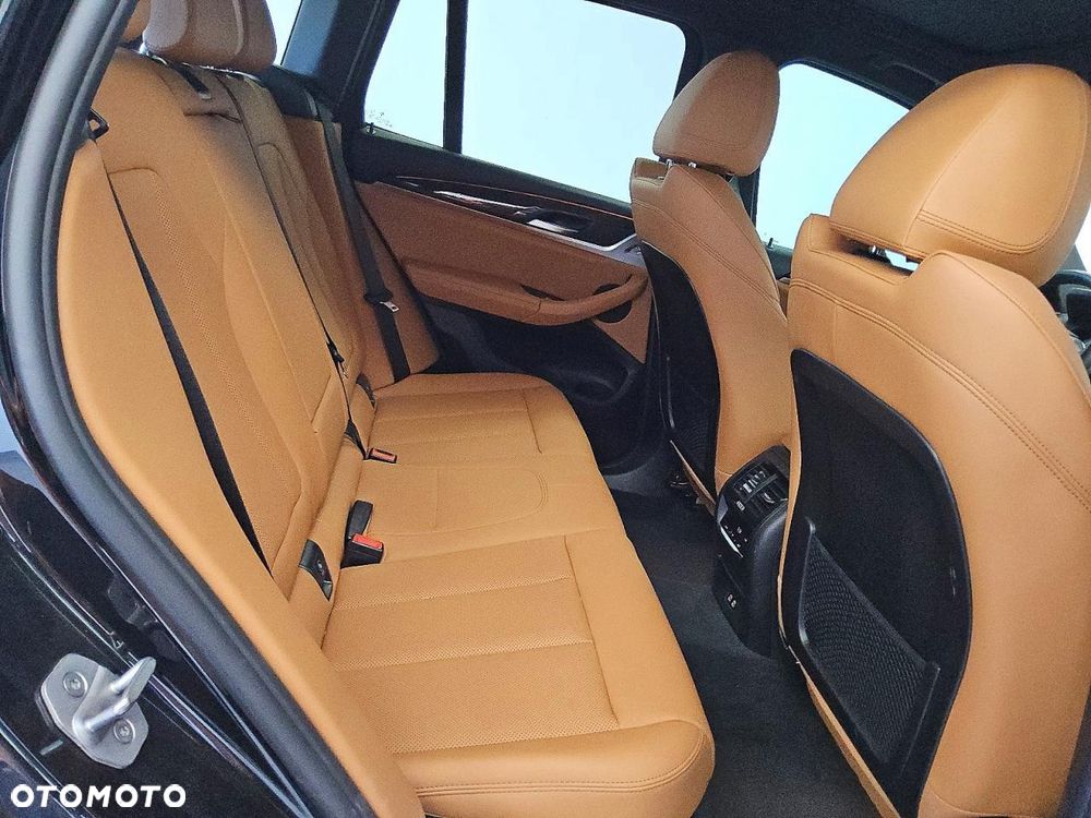 BMW X3 - 13