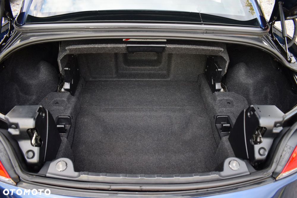 BMW Z4 sDrive23i - 13