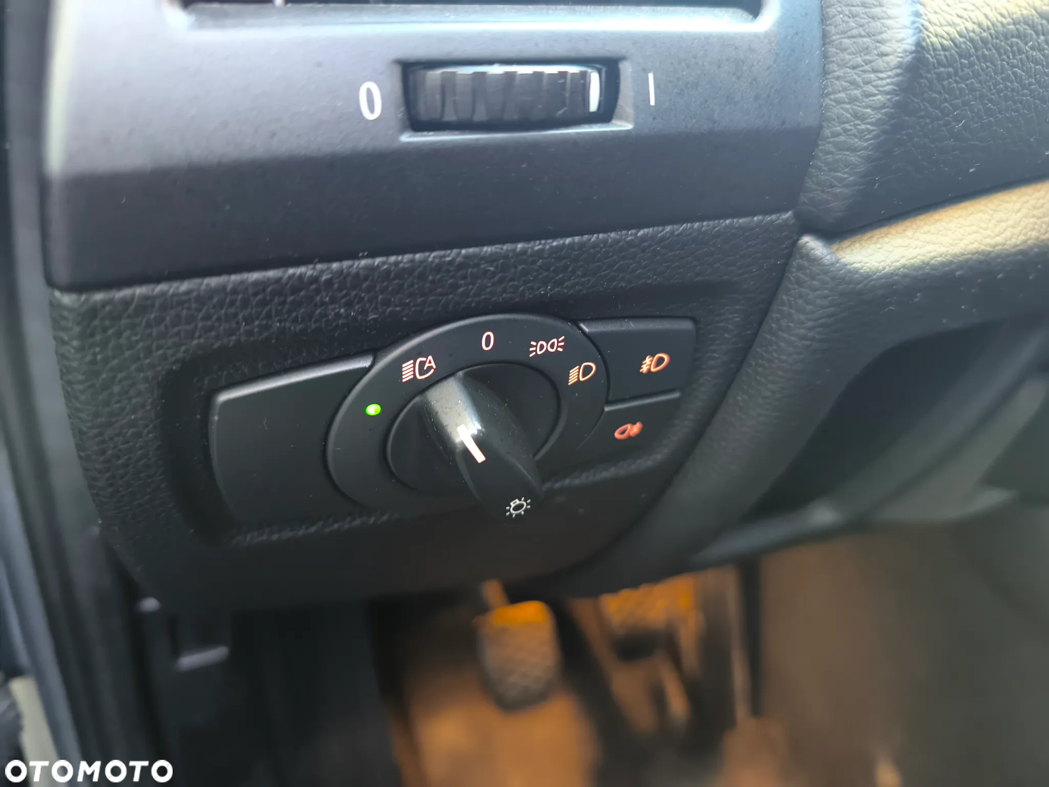 BMW Seria 1 118i - 22