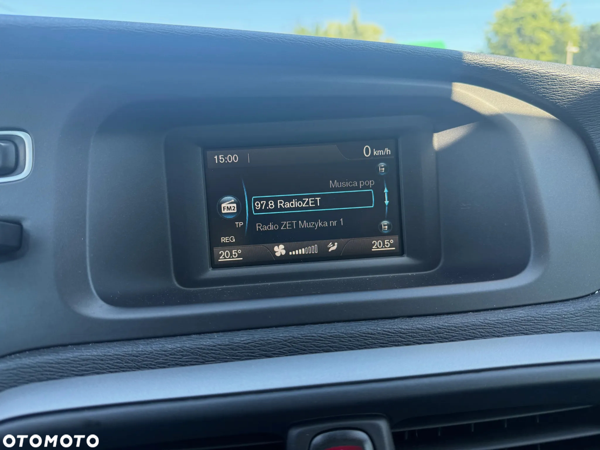 Volvo V40 D2 - 13