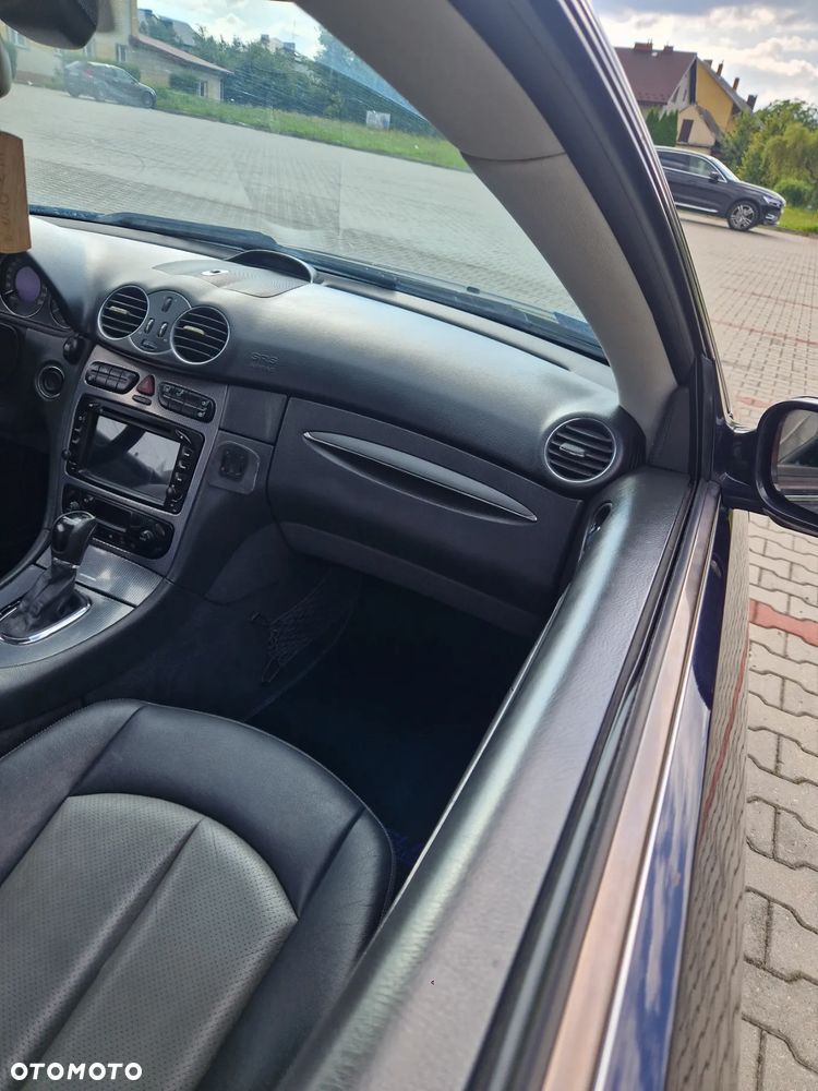 Mercedes-Benz CLK - 14