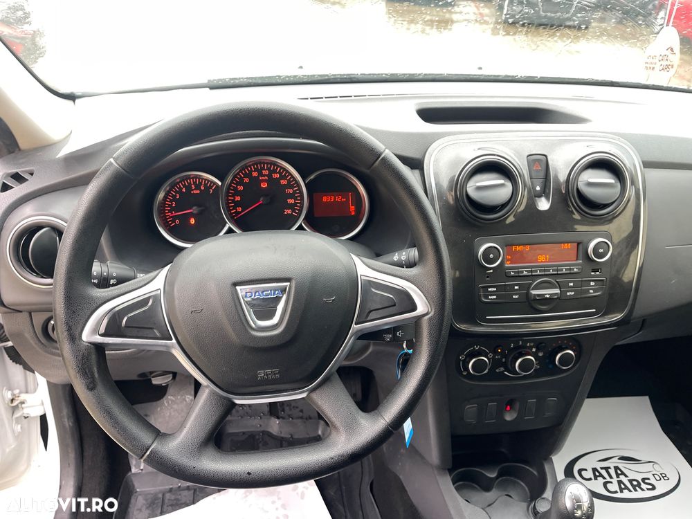 Dacia Logan - 36