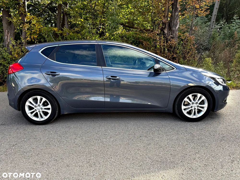 Kia Ceed Cee'd 1.6 GDI Smart Plus - 4