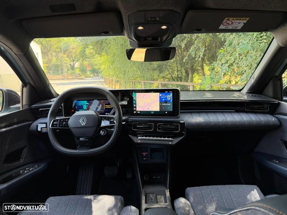 Renault 4 E-Tech 52 kWh Techno Autonomia Conforto - 18