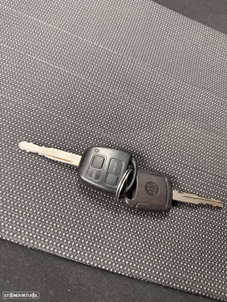 Toyota Yaris 1.0 VVT-i Sol High Pack - 21