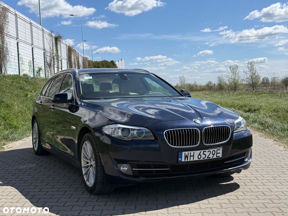 BMW Seria 5 528i - 4