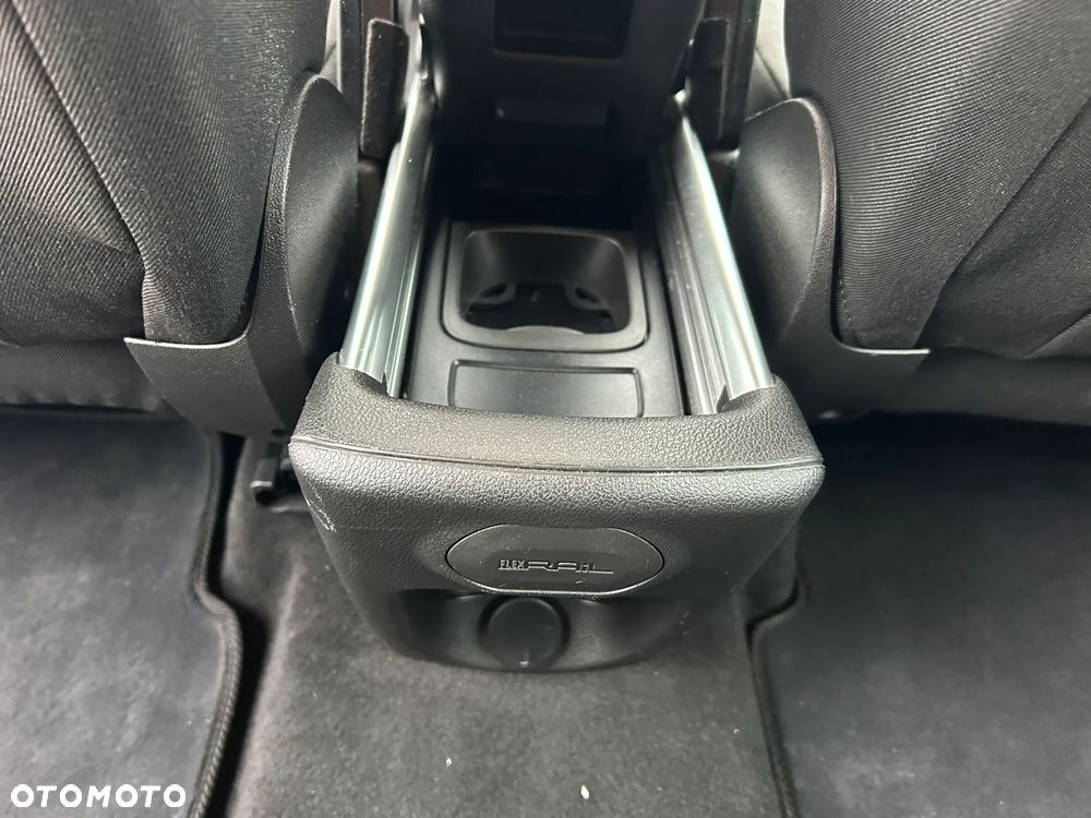 Opel Meriva 1.4 T Enjoy - 24