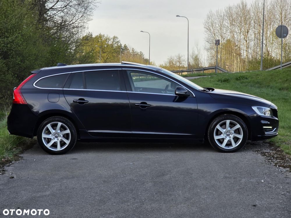 Volvo V60 D4 AWD Geartronic Ocean Race - 8