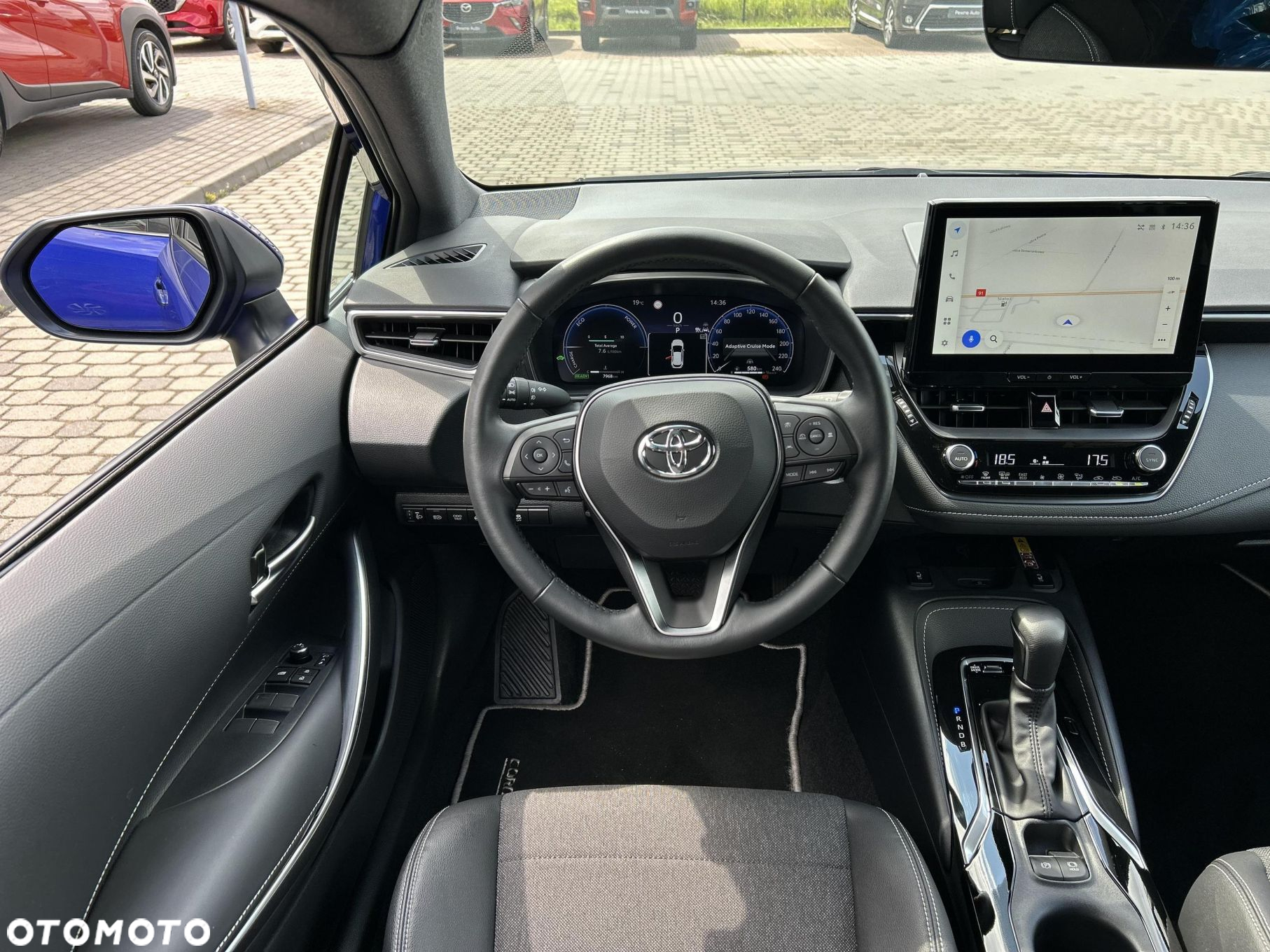 Toyota Corolla - 5