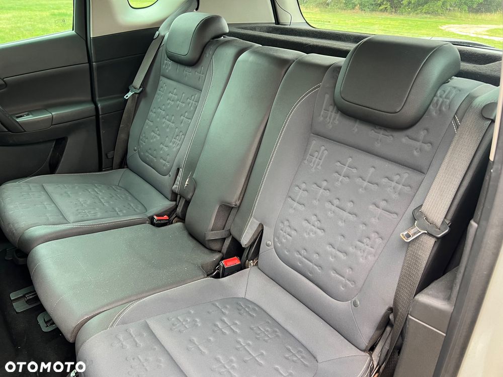 Opel Meriva - 11