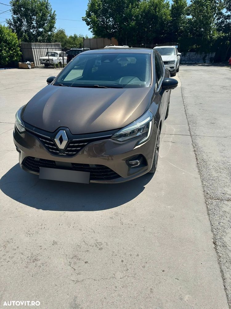 Renault Clio - 1