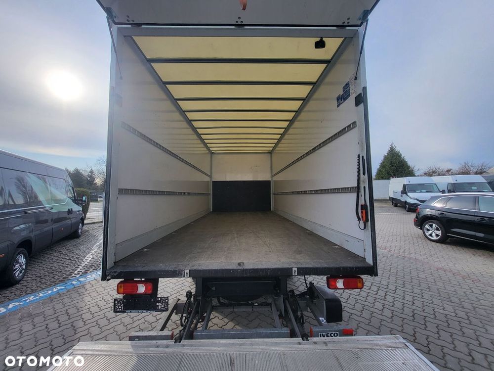 Iveco 35S18 Cena 139.900 Kontener Winda 750Kg - 14