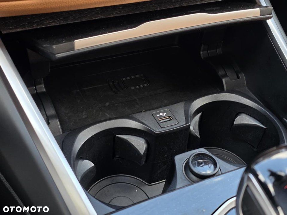 BMW Seria 3 - 33
