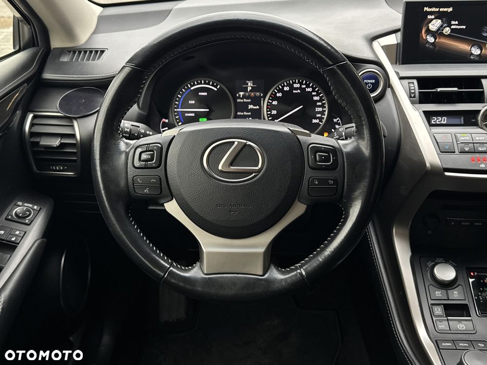 Lexus NX 300h Elite 2WD - 17