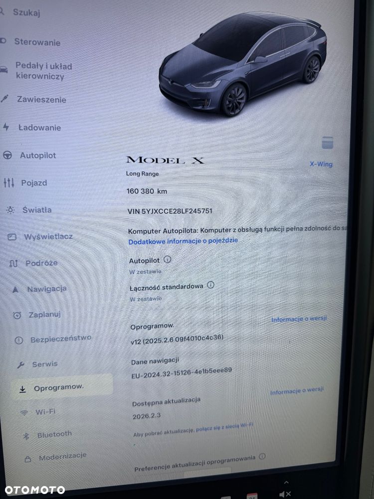 Tesla Model X - 20