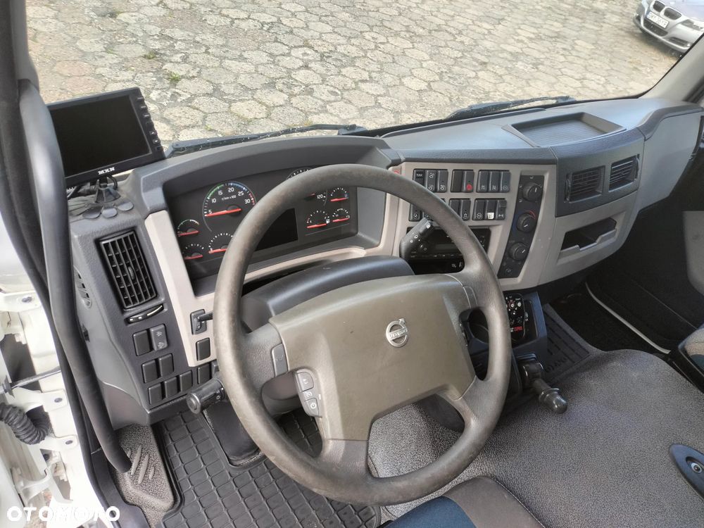 Volvo FL - 19