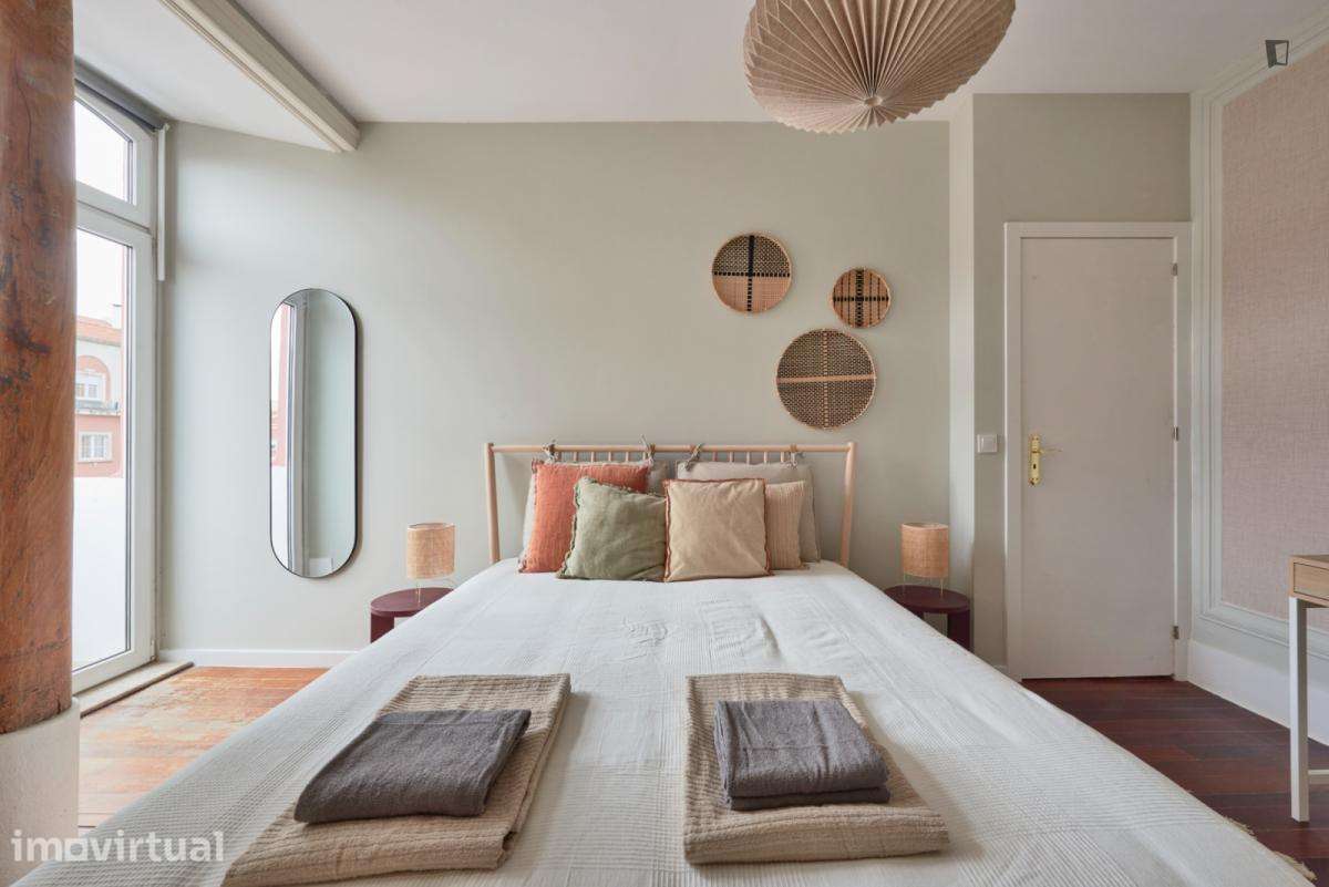 Quarto - localizado em Marquês de Pombal Lisbon - Grande imagem: 4/60