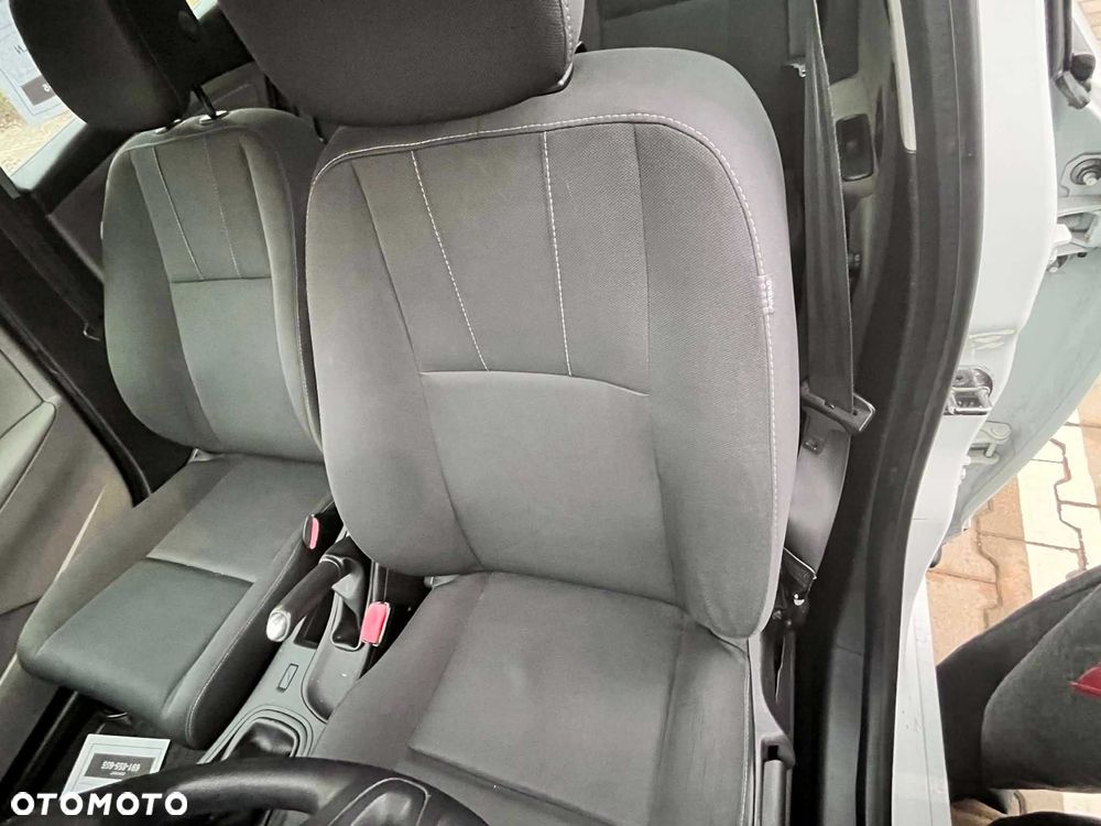 Renault Megane 2010 photo 3