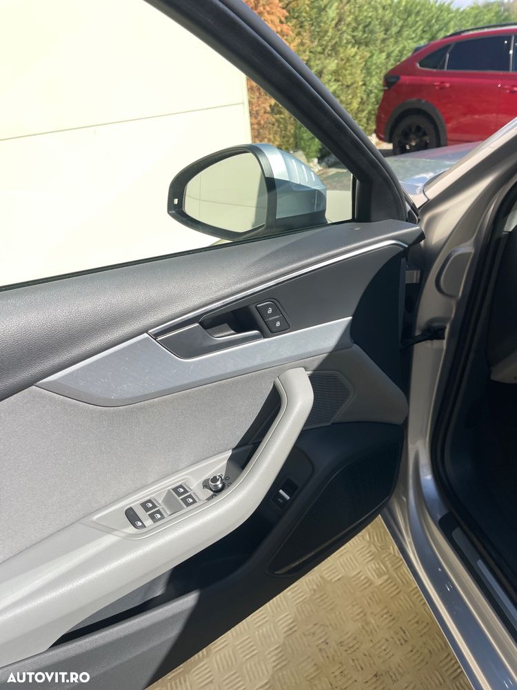 Audi A4 Avant 2.0 TDI S tronic - 30