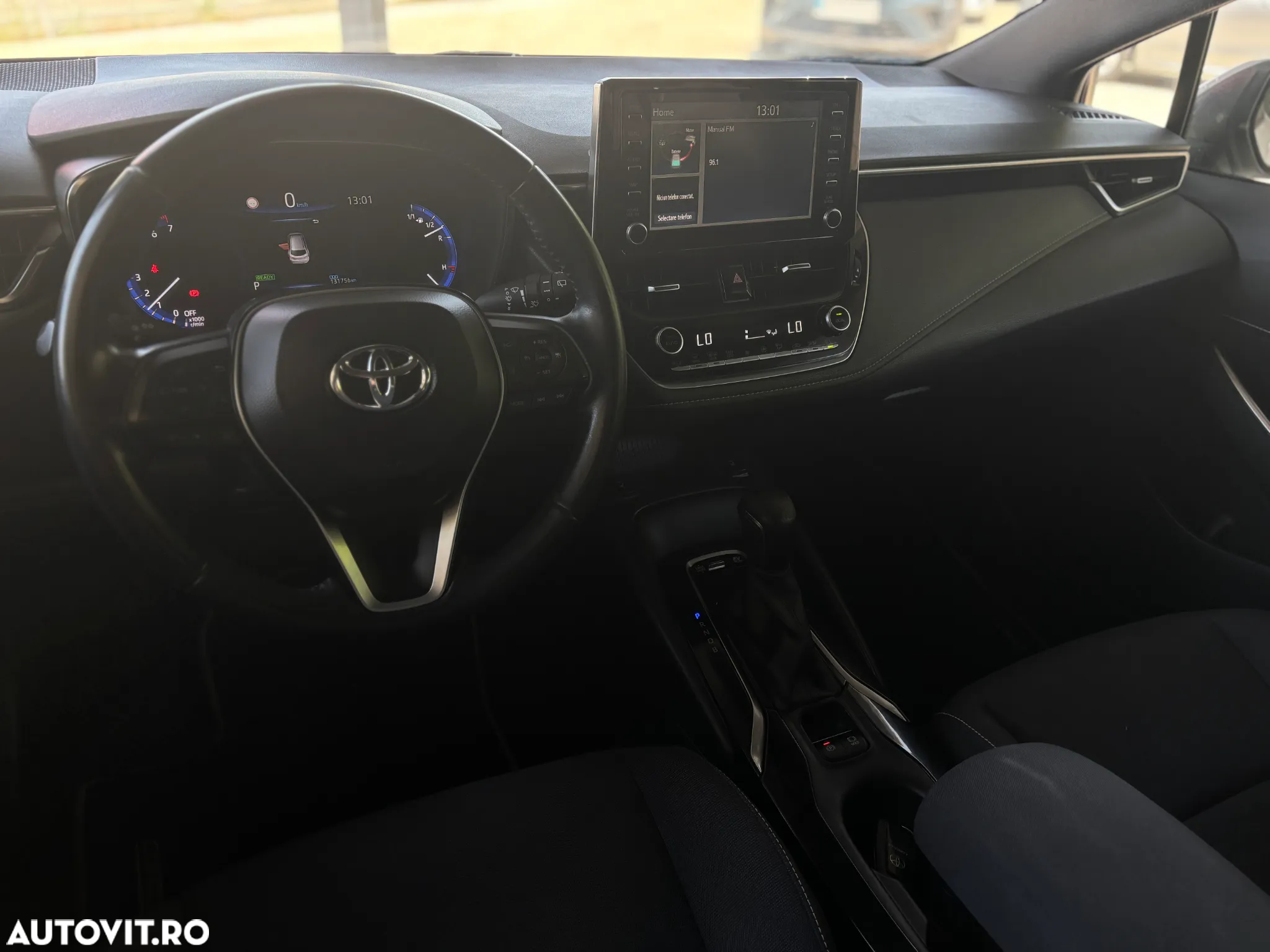 Toyota Corolla 1.8 HSD Active - 12
