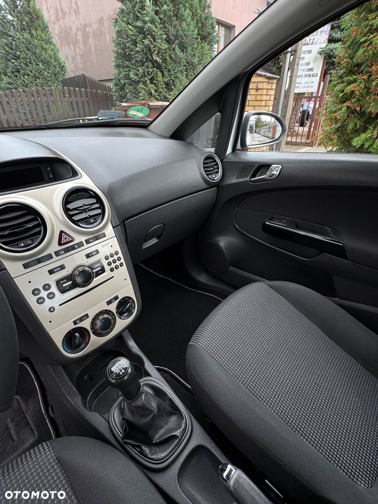 Opel Corsa - 4