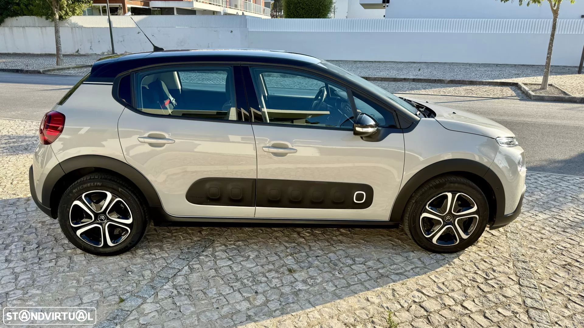 Citroën C3 1.2 PureTech Shine EAT6 - 9