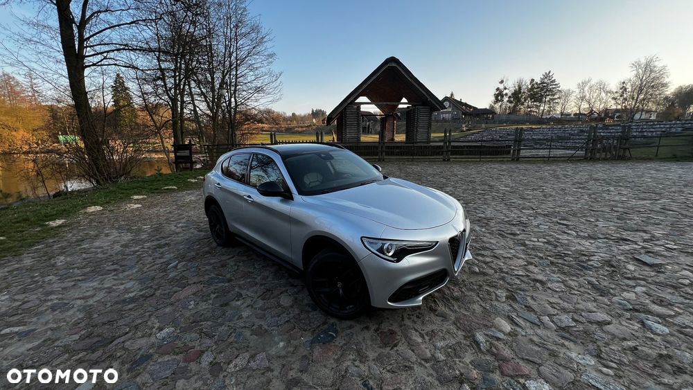 Alfa Romeo Stelvio - 22
