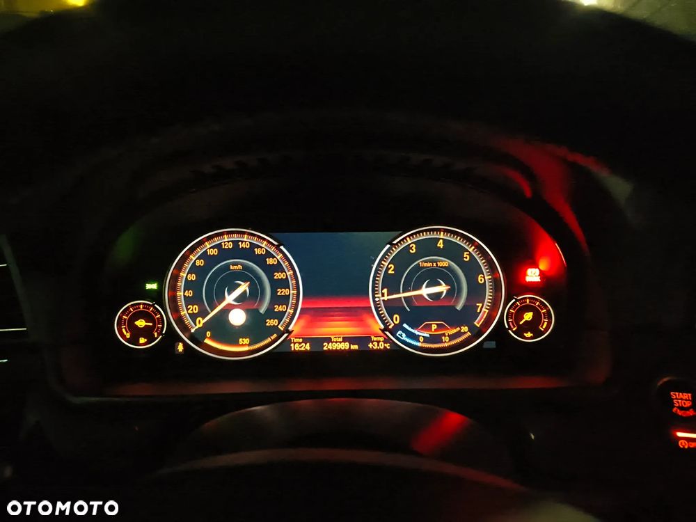 BMW Seria 5 528i Modern Line - 15