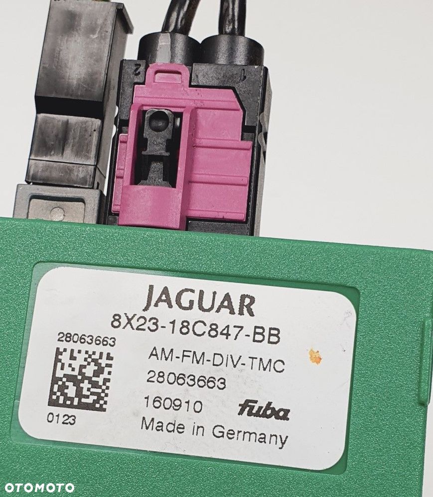 WZMACNIACZ ANTENY JAGUAR XF X250 8X23-18C847-BB - 2