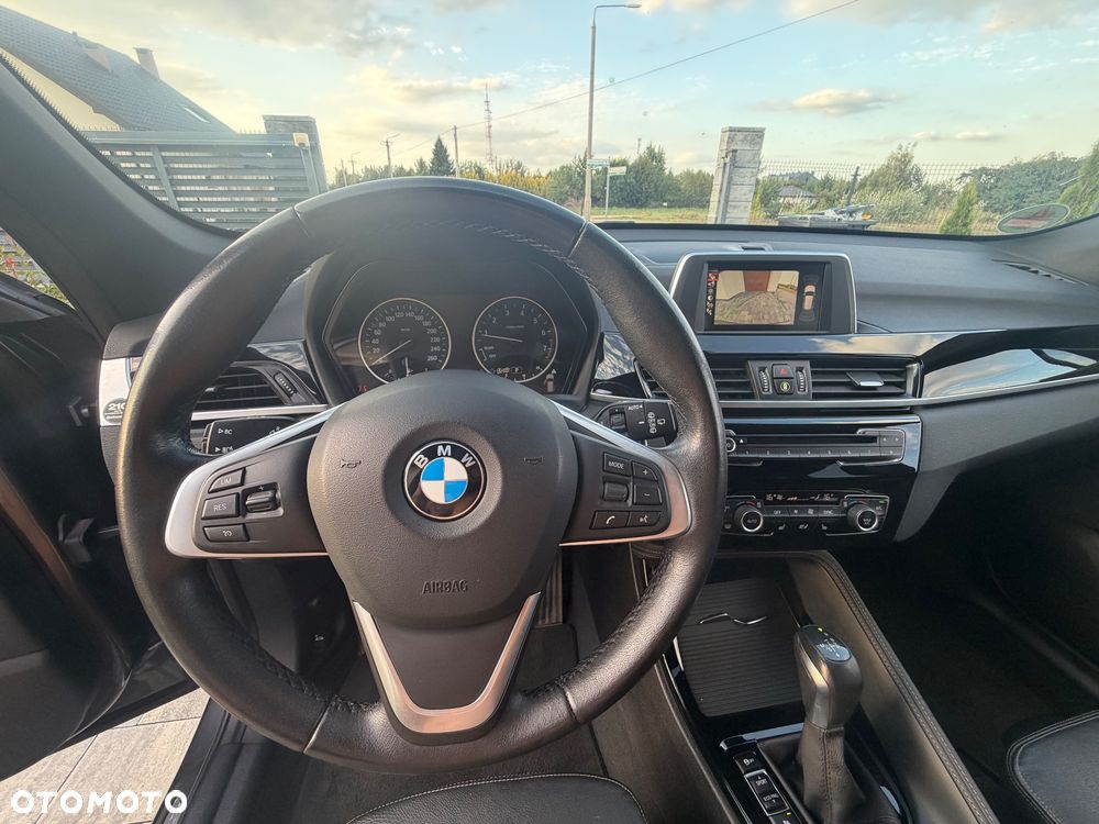 BMW X1 sDrive20i xLine - 25