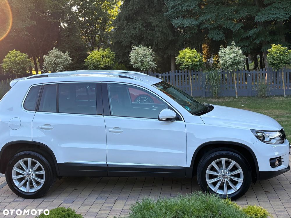 Volkswagen Tiguan 2.0 TDI DPF 4Motion BlueMotion Technology DSG Cup Sport & Style - 24