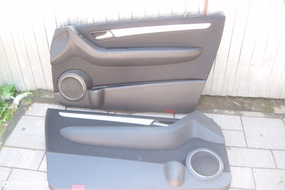 mercedes w169 3d tapicerki drzwi komplet 2szt - 1