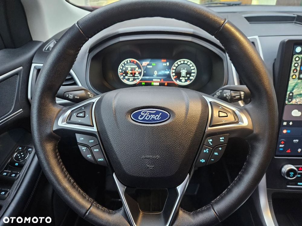 Ford Edge - 8