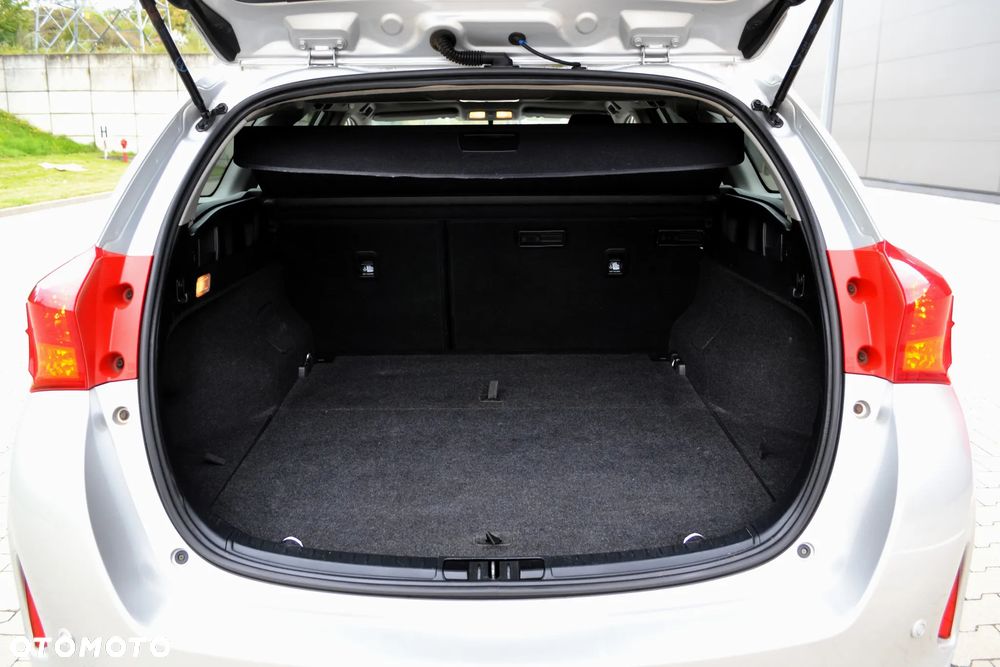 Toyota Auris 2.0 D-4D Premium - 31