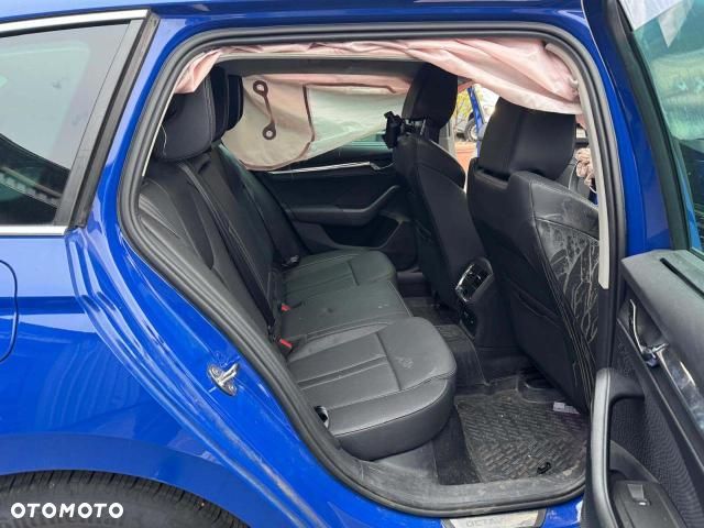 Skoda Octavia 2.0 TDI DSG Style - 6